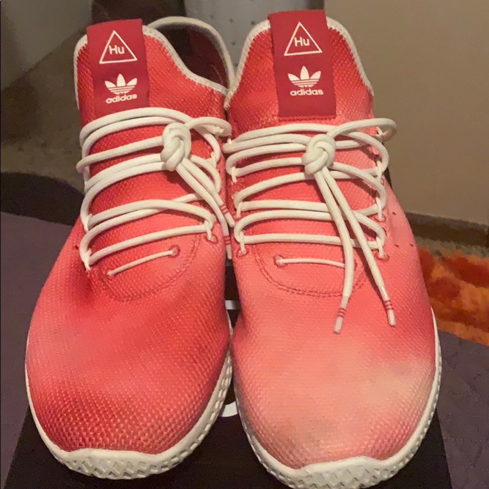 Adidas pherrell William HU red